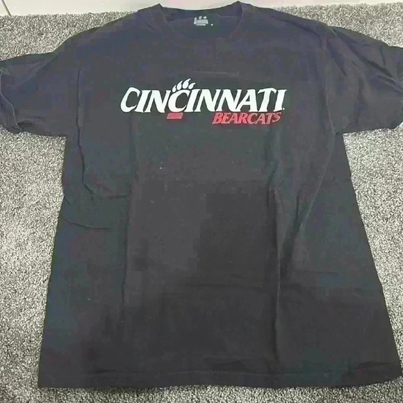 U of Cincy tee - Picture 1 of 1